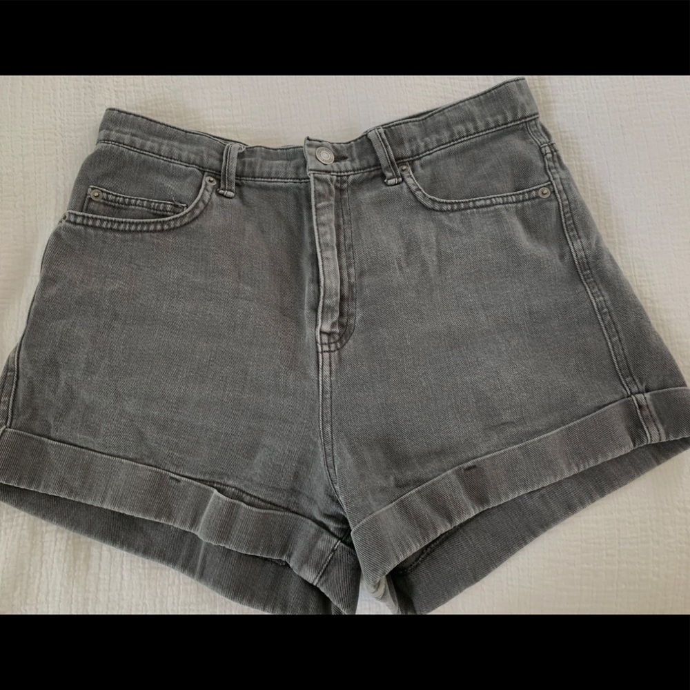 Women’s Gap Original High Rise Short